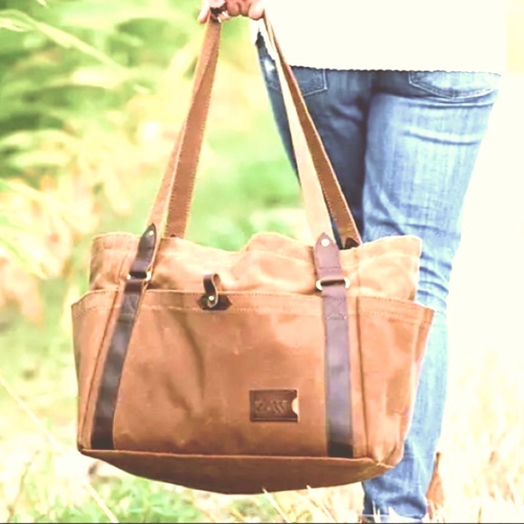 Hand Crafted Handbags - NWT $525 Clark & Taft #521 Large Waxed Canvas Carry on Tote Travel Bag USA tan